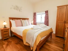 Hare Barn - Room