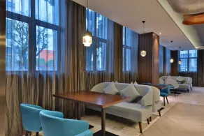 Orange Hotel Shanghai Pudong Airport - Free shuttle bus to PVG airport - Restaurant