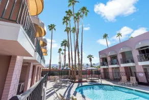 Palm Desert Suites - Pool