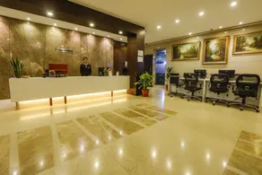 The Thane Club - Reception