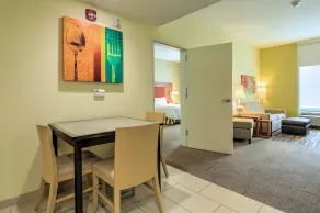 Home2 Suites by Hilton Erie, PA - Chambre