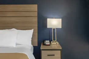 Super 8 by Wyndham Laredo - Chambre