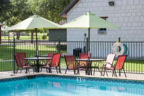 Gruene Cottages - Pool