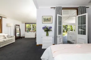 Rosewood Estate - Room