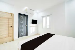Townhouse Oak LB Nagar Metro Station - Chambre