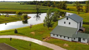 Cast & Relax! Lake-view Fishing Cabin in Monmouth - Interiør