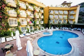 Grand Hotel Faros - Pool