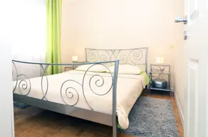 Apartment Family - Rom