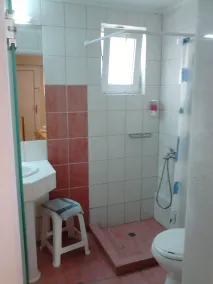 Frini Hotel - Bathroom