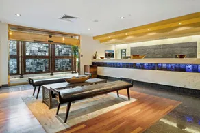 Luana Waikiki hotel& suites - Lobby