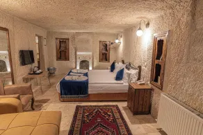 Elegance Cave Suites & Restaurant - Room