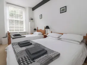2 Riverside Walk - Chambre