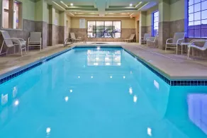 Holiday Inn Express & Suites Clovis by IHG - Piscine