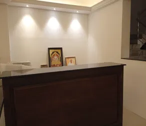 Treebo Aishwarya Grand - 4 km from Promenade Beach - Réception