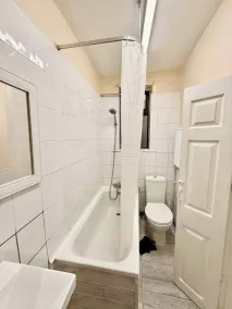 3bedroom Entire House in Stockport Town Manchester - Badeværelse