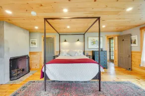 Dock & Beach Access! Waterfront Home on Kezar Lake - Interiør