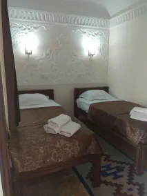 New Star Boutique hotel - madrasah Muhammad Mahram 1903 in UNESCO World Heritage Site - Room