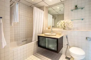 Striking 1BR in Dubai Marina - Minutes From Beach - Salle de bain