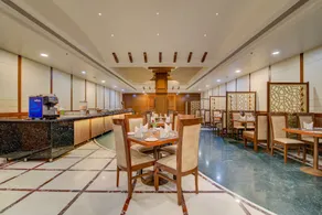 Hotel Home In By Amrik Sukhdev - Restaurant