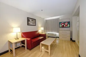 Red Roof Inn PLUS + Gainesville - Zimmer