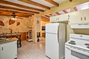 Renovated Tucson Gomez Casita w/ Yard < 7 Mi to DT - Interiør