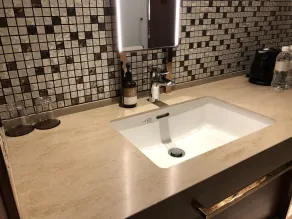 Candeo Hotels Kyoto Karasuma Rokkaku - Bathroom