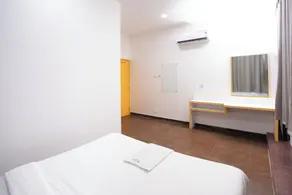 Stayz Inn near Marina Beach - Habitación