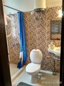 Red Arrow Residency, Kolkata - Bathroom