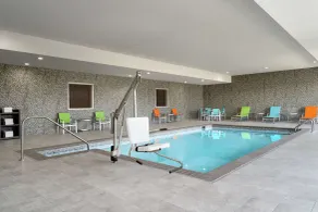 Home2 Suites by Hilton Norfolk Airport - Piscina