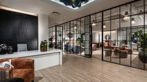 Glendon Apartments - Lobby