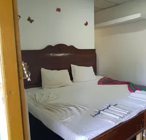 Nilaveli Beach Rooms - Chambre