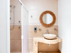 Capital O Hotel San Jose, San Luis Potosi - Badezimmer