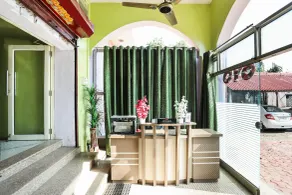 OYO 30366 German Cafe - Resepsjon