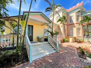 Southernmost House - Adult Exclusive - Rum