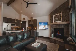 River Run Townhomes 100 by SummitCove Lodging in Colorado - Oppholdsområde