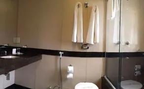 Boulevard Express - Bathroom