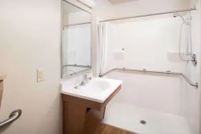 WoodSpring Suites Richmond West I-64 - Salle de bain