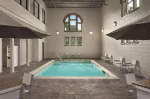 Country Inn & Suites by Radisson, St Charles Historic District - Piscine