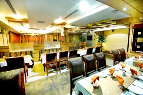 Hotel Meera - Restaurant