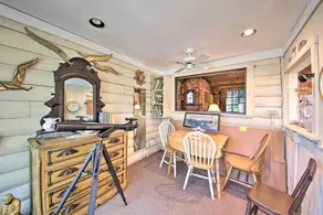 Cozy Cottage on Cat Cove w/ Wraparound Deck! - Innvendig