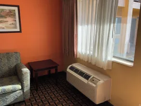 La Grange Executive Inn and Suites - Værelse