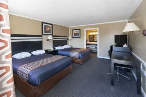 Surf Motel and Gardens - Chambre