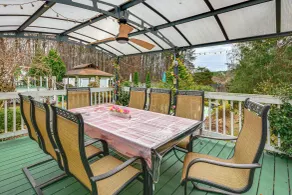 Hot Tub, Home Gym, Decks! Retreat 9 Mi to Mt Airy - Innenbereich