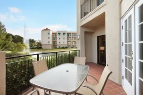 Embassy Suites by Hilton Temecula Valley Wine Country - Vue de la chambre
