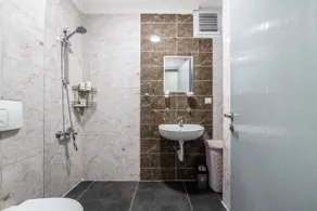 Diamond Palace Residence - Bathroom