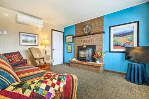 Tropic Family House - 10 Miles to Bryce Canyon! - Interior
