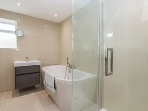 Cliffe House Cottage - Baño