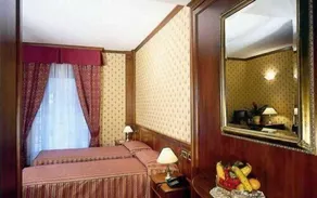 Hotel Olympic - Room