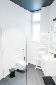 Boom Apartments - Bathroom