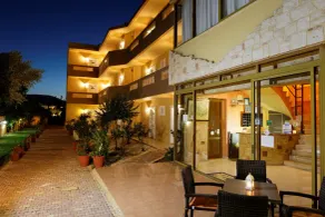 Danelis Studios & Apartments - Recepción